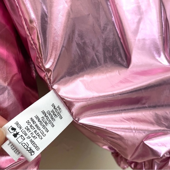 Pink sequin puffer jacket- size Small in women’s. Reversible foil pink - Picture 6 of 9